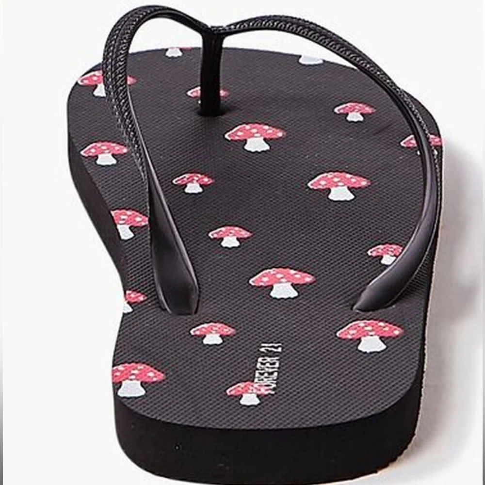 Amanita Mushroom Flip-Flops, Black/Red, Size L, NWT (For Bundles Only) - Picture 3 of 7